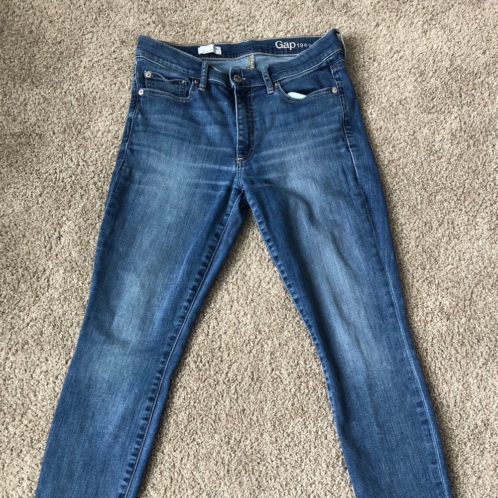 GAP Women’s True Skinny Jeans Short Size 29